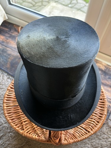 Christy silk top - silk, hat