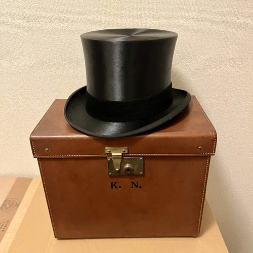 Vintage silk top hat leather - top,