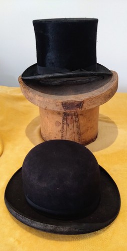 Vintage silk top hat with - silk,
