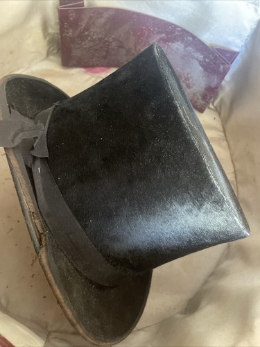 Genuine silk top hat - top,