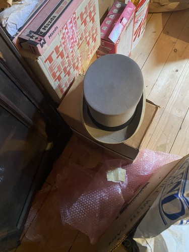 Vintage silk top hat - top, size