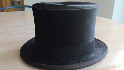 Antique silk top hat - -, size